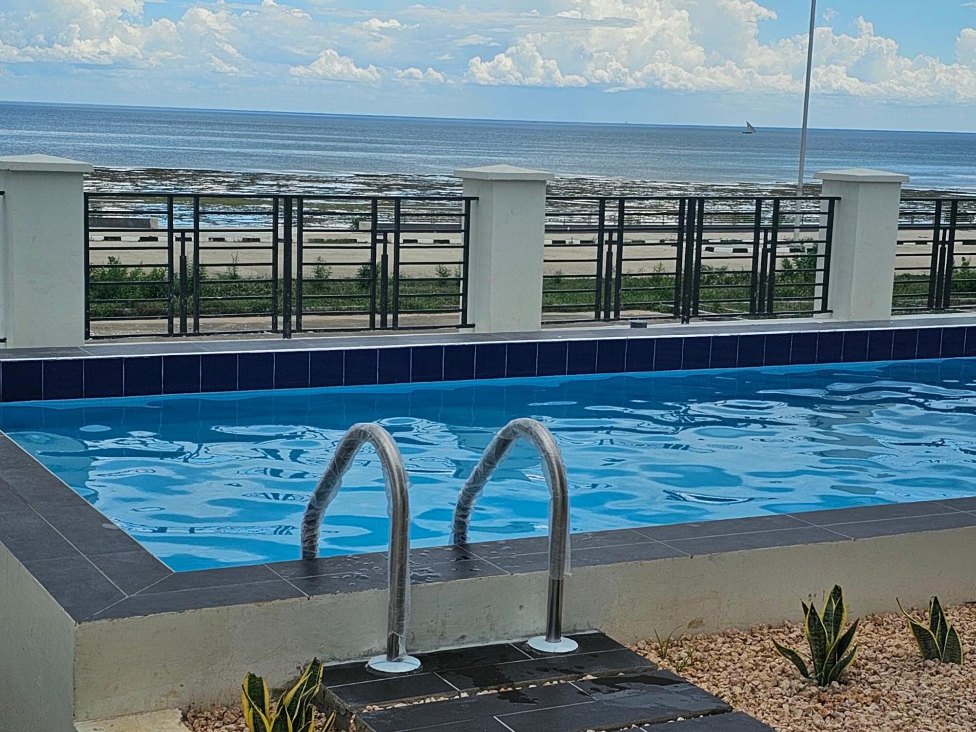 Вілла Luxury On Sea View *